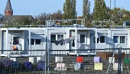 Berlin: Landesamt für Flüchtlinge meldet Ende der Aufnahmekapazität