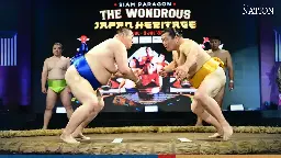 Sumo wrestlers delight Thai audience