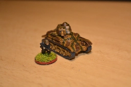 3d printed 15mm Renault tank