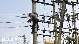 Chamoli: Fifteen die from electrocution near India river