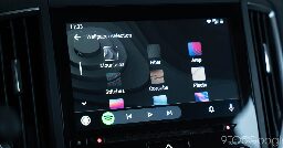 Android Auto may soon be able to use your phone's wallpaper as version 10.7 rolls out