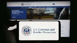 Courts close the loophole letting the feds search your phone at the border